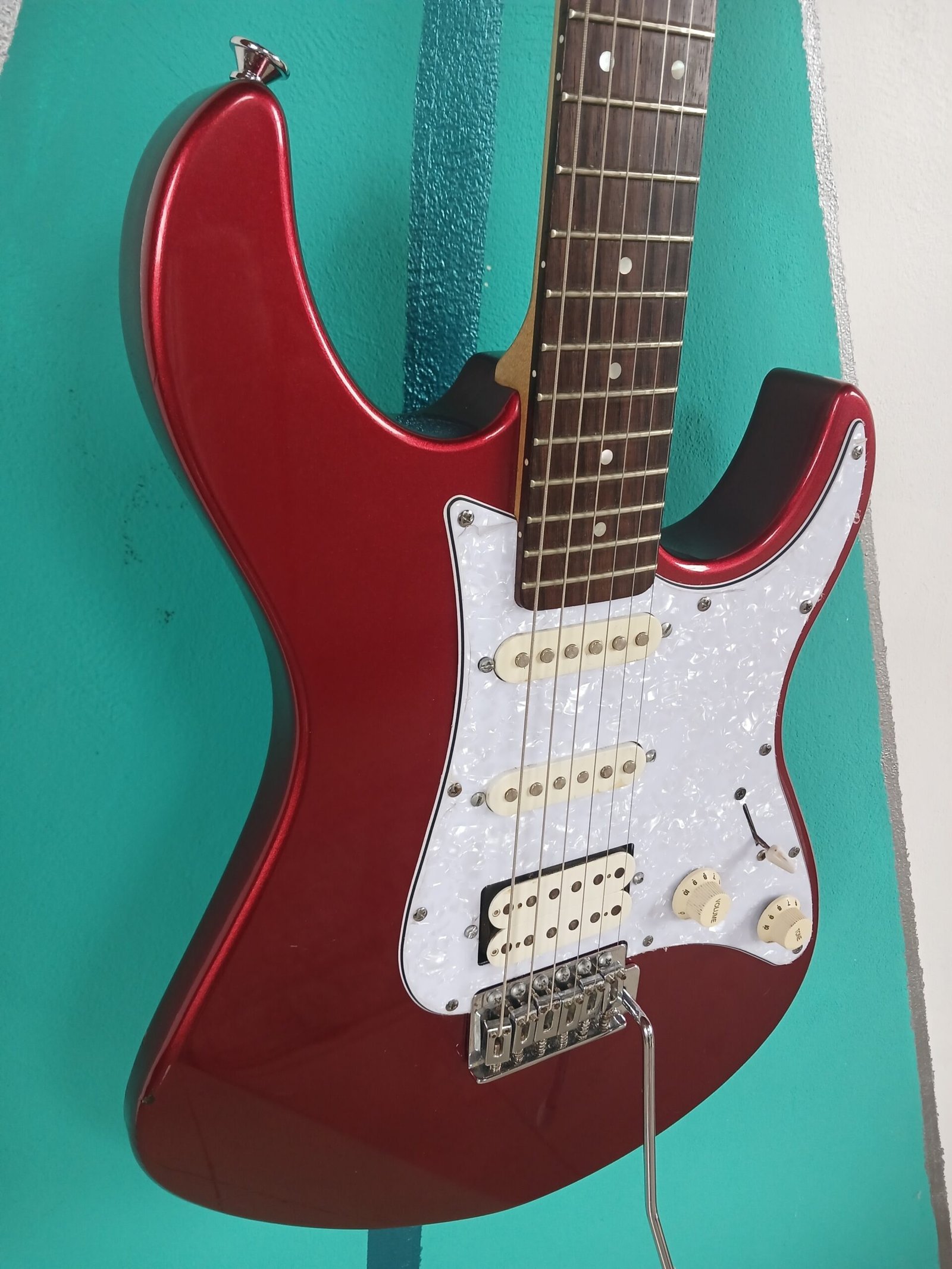 Guitarra Eléctrica Yamaha Pacifica 012…