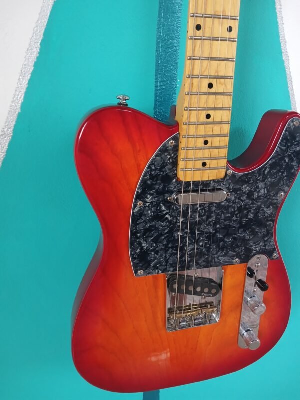 Guitarra Eléctrica Schecter PT Fastback (Estilo Telecaster) - Sunburst con Golpeador Perlado - Image 11