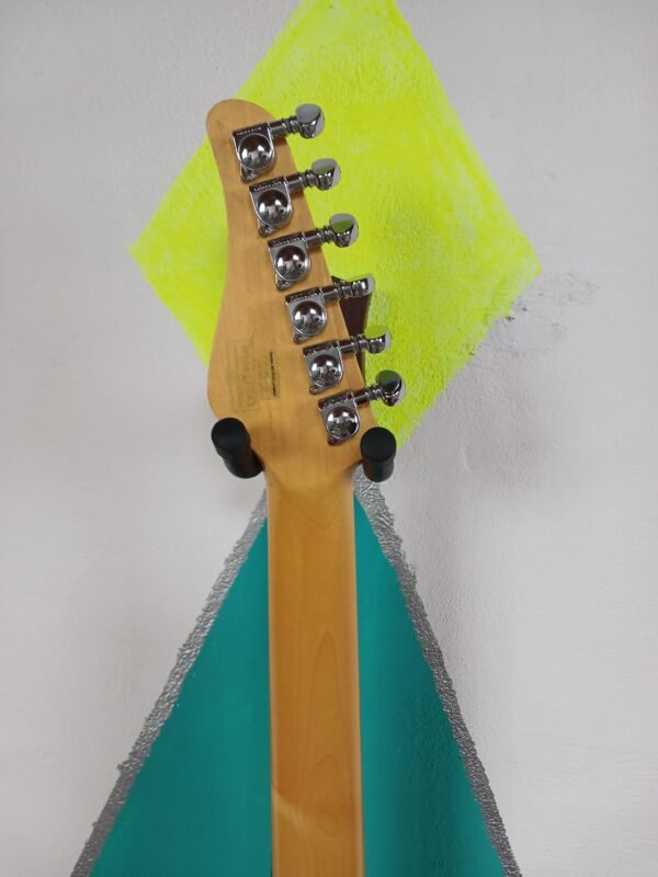 Guitarra Eléctrica Schecter PT Fastback (Estilo Telecaster) - Sunburst con Golpeador Perlado - Image 8