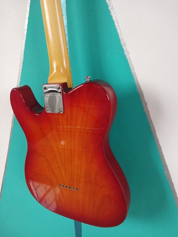 Guitarra Eléctrica Schecter PT Fastback (Estilo Telecaster) - Sunburst con Golpeador Perlado - Image 5