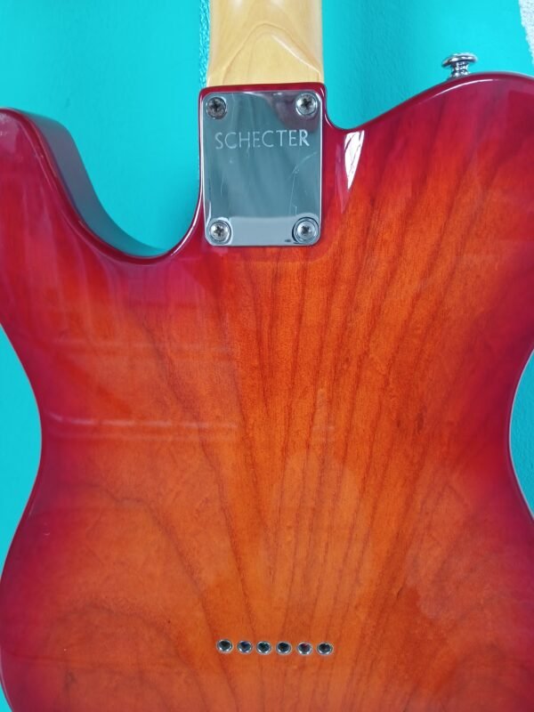 Guitarra Eléctrica Schecter PT Fastback (Estilo Telecaster) - Sunburst con Golpeador Perlado - Image 2