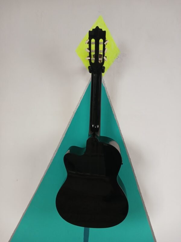 Guitarra Electroacústica Clásica Palmer PC13CEQ400 (Cuerdas de Nylon) con Cutaway y Preamplificador Activo - Negro Mate Elegante - Image 8