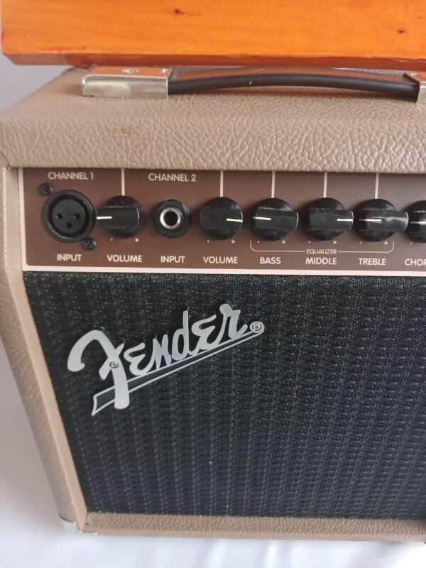 Amplificador usado Fender Acoustasonic 15 beige - Image 2