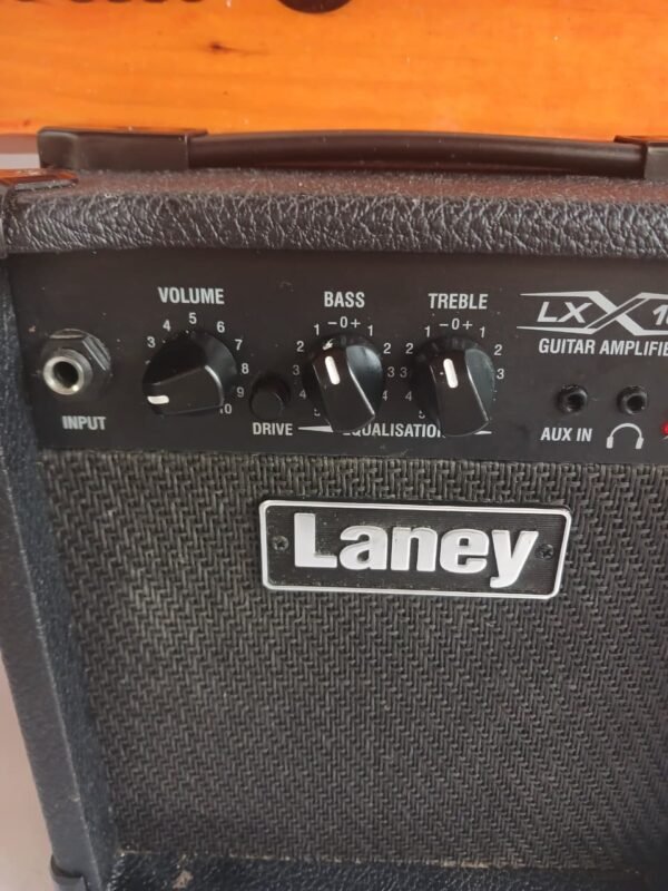 Amplificador de guitarra Laney LX10 - 10W - Image 3