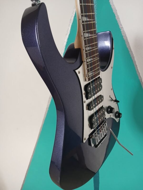 Guitarra eléctrica Ibanez Gio blue purple sparkle - Image 6